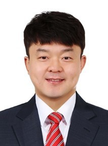 감독 한승민